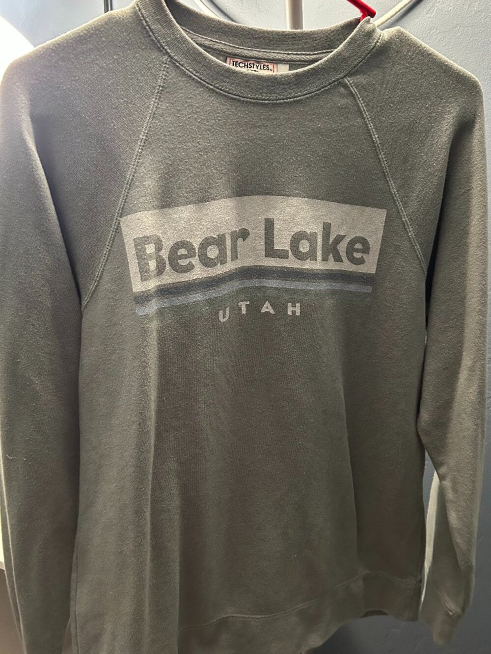 Techstyles Green Bearlake Utah Sweatshirt Size S